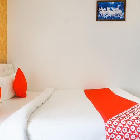โอโย 46725 นิตยา เอ็กเซกคิวทีฟ Hotel Phursungi ภายนอก รูปภาพ